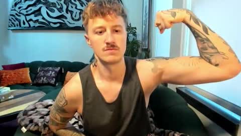 Snapshot of codygunzxxx2 chatting on 06-06-26, 01:11 Cody and Emeraldboy online show from 06-06-26, 01:11