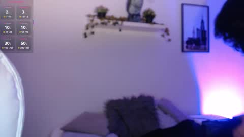 Phia And Luna online show from 10-16-25, 04:02