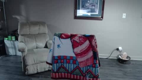 Snapshot of coffeelounge chatting on 02-21-26, 01:39 c o f f e e l o u n g e online show from 02-21-26, 01:39