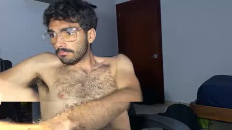 danhung online show from 10-04-25, 04:21