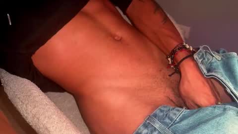 Snapshot of coitzzz chatting on 10-16-25, 03:29 coitzzz online show from 10-16-25, 03:29