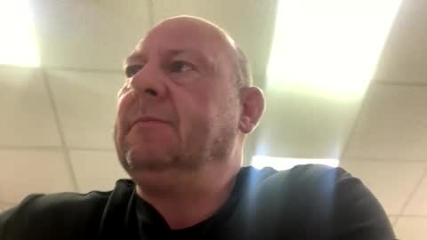 Snapshot of col4nows chatting on 10-23-25, 10:03 col4nows online show from 10-23-25, 10:03