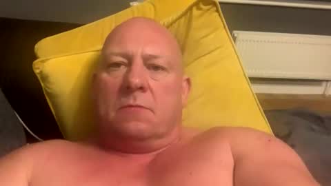 Snapshot of col4nows chatting on 11-01-25, 12:12 col4nows online show from 11-01-25, 12:12