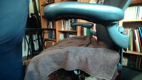 Snapshot of colchuck chatting on 01-13-25, 09:52 colchuck online show from 01-13-25, 09:52