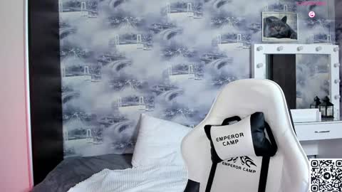 Criss online show from 12-02-24, 05:59