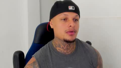 Snapshot of colin_prince2 chatting on 01-28-25, 10:01 COLIN online show from 01-28-25, 10:01