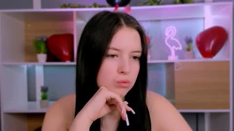 colla_white online show from 02-13-26, 12:12