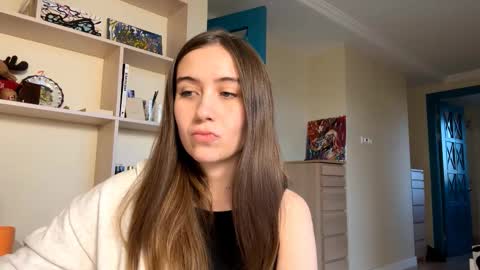 Nicole online show from 10-02-25, 12:56