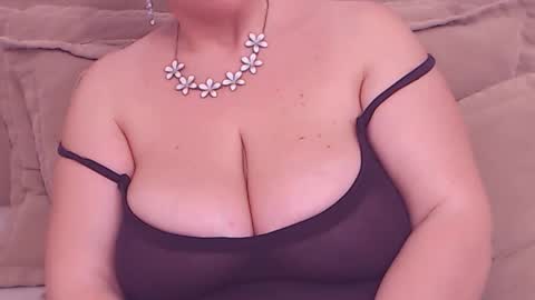 Maddison online show from 01-02-25, 04:24