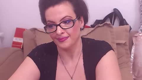 Maddison online show from 03-02-25, 04:39