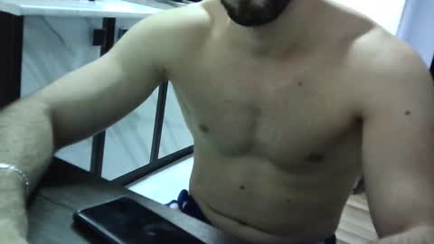 Snapshot of collegegymbro chatting on 12-18-24, 10:02 collegegymbro online show from 12-18-24, 10:02