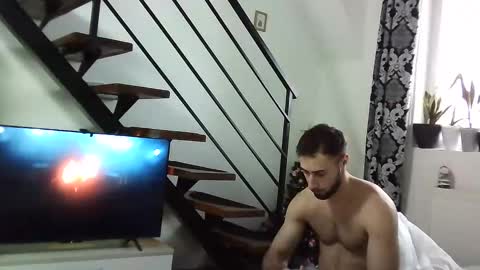 Snapshot of collegegymbro chatting on 01-03-25, 01:25 collegegymbro online show from 01-03-25, 01:25
