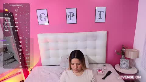  MEGAN  online show from 12-01-24, 07:58