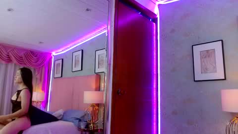 Gia Colins online show from 06-03-26, 02:33
