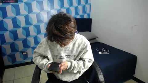 Snapshot of collinstone chatting on 01-22-25, 07:56 collinstone online show from 01-22-25, 07:56
