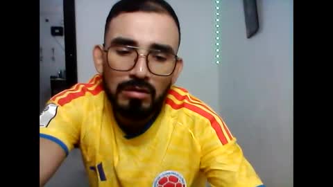 Snapshot of colombianocabron chatting on 06-08-26, 01:39 colombianocabron online show from 06-08-26, 01:39