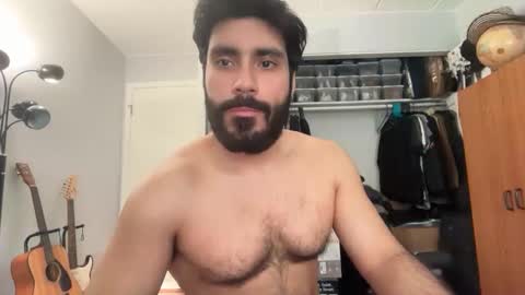 colombianstud94 online show from 05-03-26, 11:49