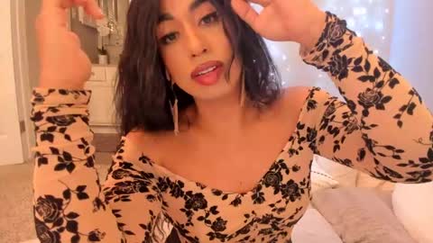 Snapshot of colombiantexas chatting on 12-06-24, 06:04 ........ Instagram Lorysexys online show from 12-06-24, 06:04