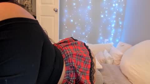 Snapshot of colombiantexas chatting on 01-28-25, 06:49 ........ Instagram Lorysexys online show from 01-28-25, 06:49