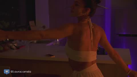 Laura online show from 12-05-24, 03:04