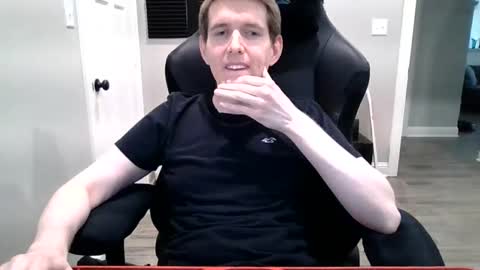 coltongh23 online show from 09-12-25, 05:13