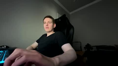 coltongh23 online show from 10-30-25, 03:02