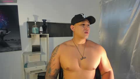 Snapshot of coltonmassif_ chatting on 12-06-24, 06:37 coltonmassif_ online show from 12-06-24, 06:37