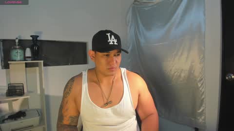 Snapshot of coltonmassif_ chatting on 12-20-24, 07:22 coltonmassif_ online show from 12-20-24, 07:22