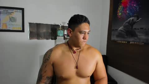 Snapshot of coltonmassif_ chatting on 01-16-25, 04:39 coltonmassif_ online show from 01-16-25, 04:39