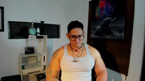 Snapshot of coltonmassif_ chatting on 01-22-25, 08:18 coltonmassif_ online show from 01-22-25, 08:18