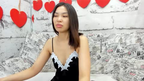 Snapshot of comely_camillla chatting on 03-17-26, 01:54 Camilla online show from 03-17-26, 01:54