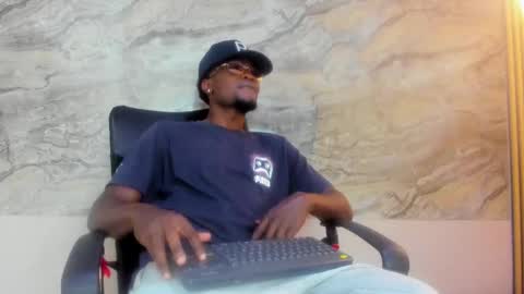 COMPTON online show from 10-21-25, 04:13