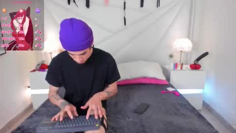 Snapshot of conjuring_ chatting on 11-16-25, 03:01 conjuring_ online show from 11-16-25, 03:01