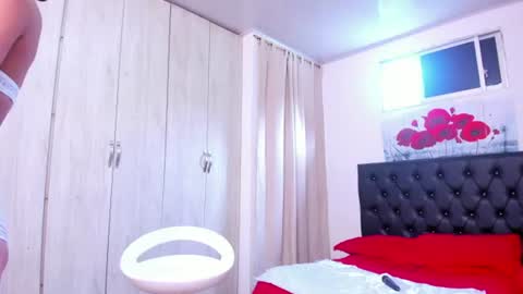 Snapshot of conni_f00x chatting on 06-20-26, 07:27 conni_f00x online show from 06-20-26, 07:27