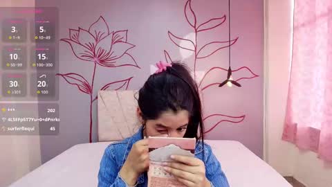 C O N N I E online show from 09-20-25, 08:43