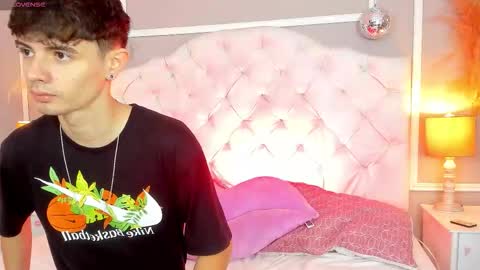 connor_and_angel online show from 10-13-25, 12:38