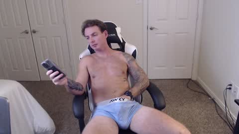 Snapshot of connor_hart chatting on 01-28-25, 05:43 Connor Hart online show from 01-28-25, 05:43