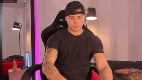 Connor Smith online show from 06-23-26, 03:21