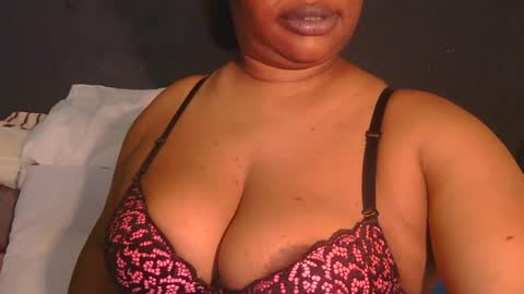 Snapshot of conny685249 chatting on 07-11-26, 05:04 conny online show from 07-11-26, 05:04
