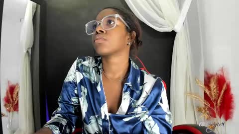 Snapshot of connywellss chatting on 05-05-26, 04:42 Nilo Solem online show from 05-05-26, 04:42