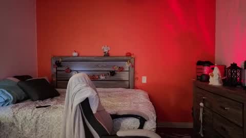 Snapshot of conversationalistx chatting on 10-21-25, 01:17 only fans and more online show from 10-21-25, 01:17