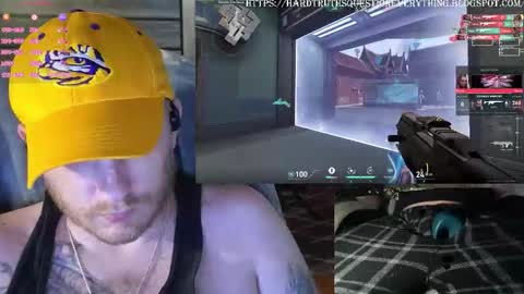 Snapshot of conversationalistx chatting on 11-28-25, 09:50 only fans and more online show from 11-28-25, 09:50