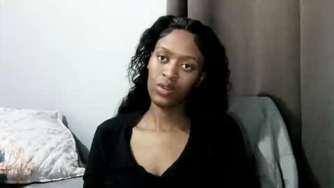 Snapshot of cookiecandyx chatting on 11-17-25, 01:44 cookiecandyx online show from 11-17-25, 01:44