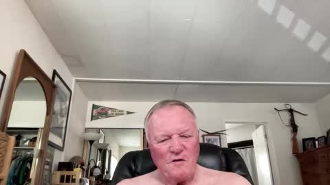 Snapshot of cookoosnest chatting on 03-26-26, 11:54 cookoosnest online show from 03-26-26, 11:54