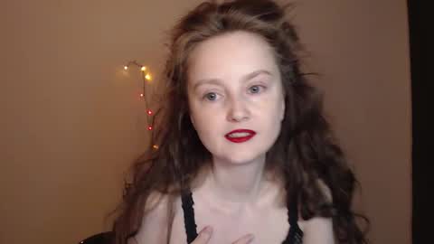 Snapshot of coolamber chatting on 11-23-25, 07:19 Amber online show from 11-23-25, 07:19