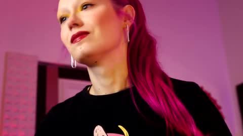 Ginger The Cringer online show from 05-04-26, 08:32