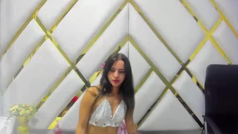 CooperEmma  online show from 12-20-24, 05:57