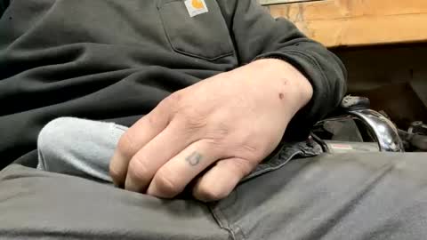 Snapshot of copart84 chatting on 02-25-25, 04:21 copart84 online show from 02-25-25, 04:21