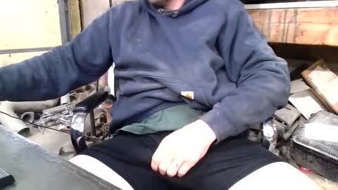 Snapshot of copart84 chatting on 10-30-25, 01:45 copart84 online show from 10-30-25, 01:45