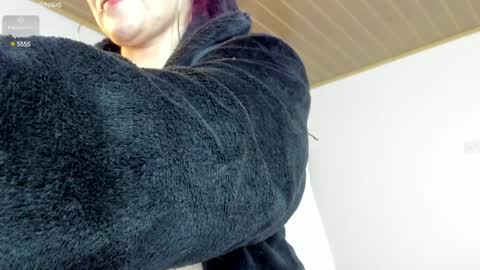 Snapshot of coquette_johnson chatting on 01-09-25, 02:29 Coquette Johnson online show from 01-09-25, 02:29
